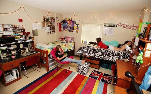 How Not to Make Your Dorm Life a Nightmare